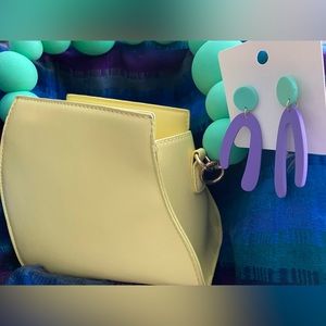 Beautiful unique abstract purse!